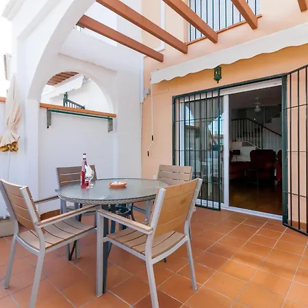 Luna De Apartment
